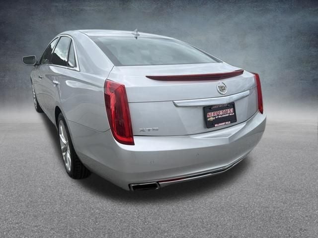 2013 Cadillac XTS Luxury W/ SUNROOF & BOSE