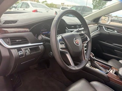 2013 Cadillac XTS Luxury W/ SUNROOF & BOSE