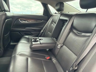 2013 Cadillac XTS Luxury W/ SUNROOF & BOSE