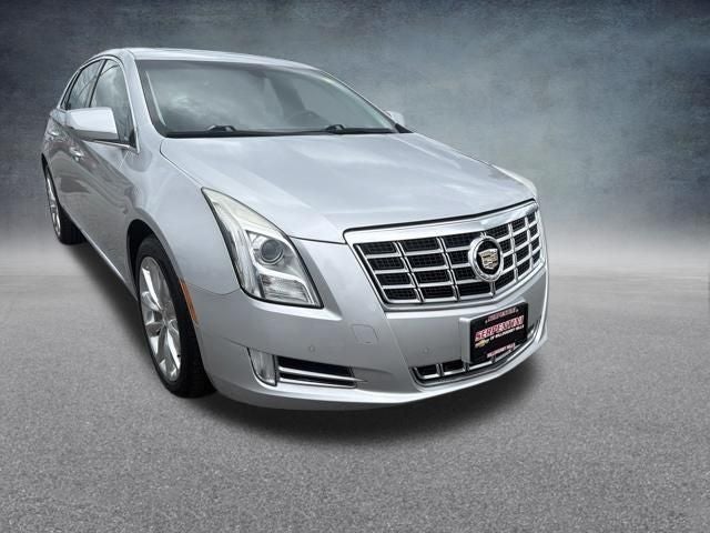2013 Cadillac XTS Luxury W/ SUNROOF & BOSE