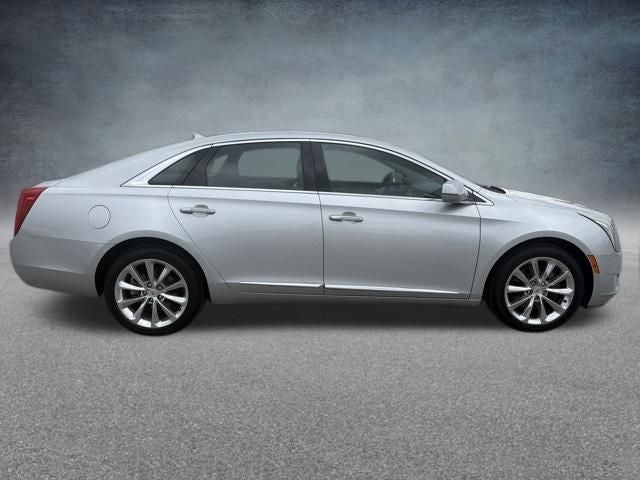 2013 Cadillac XTS Luxury W/ SUNROOF & BOSE