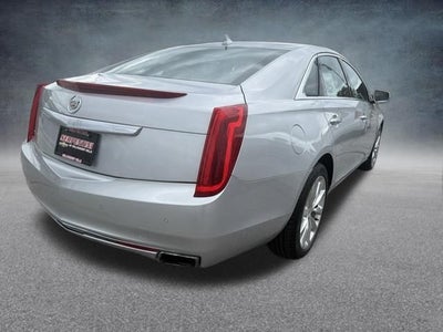 2013 Cadillac XTS Luxury W/ SUNROOF & BOSE