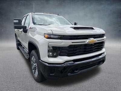 2026 Chevrolet Silverado 2500HD Custom