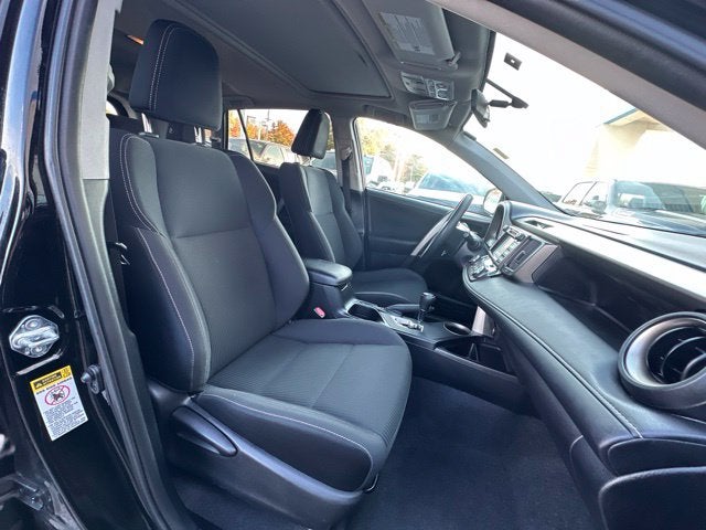 2015 Toyota RAV4 XLE AWD W/ SUNROOF