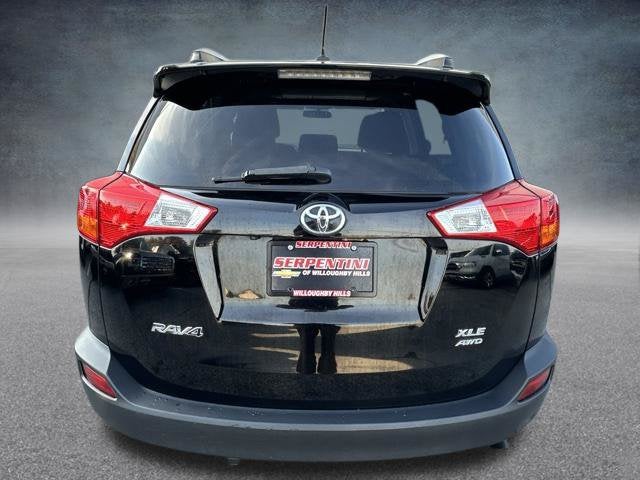 2015 Toyota RAV4 XLE AWD W/ SUNROOF