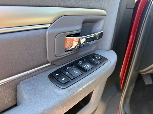 2018 RAM 1500 Big Horn 4WD 5.7L V8 HEMI