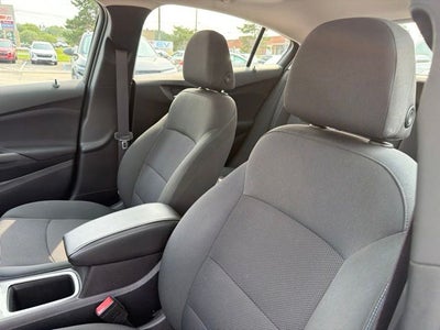 2017 Chevrolet Cruze LT W/ SUNROOF & BOSE