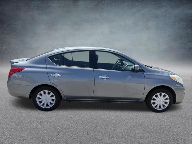 2014 Nissan Versa 1.6 SV
