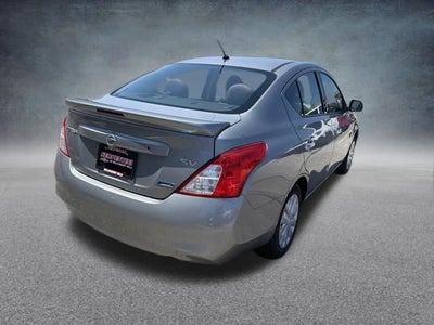 2014 Nissan Versa 1.6 SV