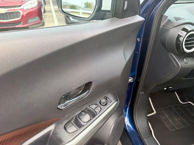 2018 Nissan Kicks SR