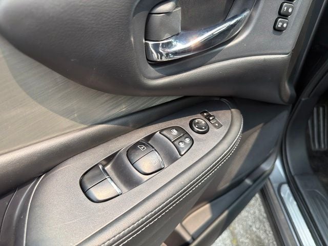 2018 Nissan Murano SL AWD W/ HEATED REAR SEATS
