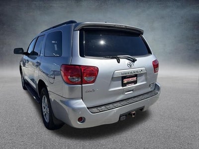 2016 Toyota Sequoia SR5 5.7L
