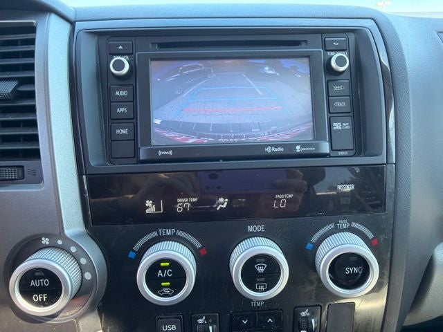 2016 Toyota Sequoia SR5 5.7L