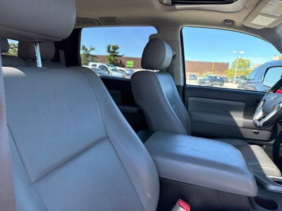 2016 Toyota Sequoia SR5 5.7L