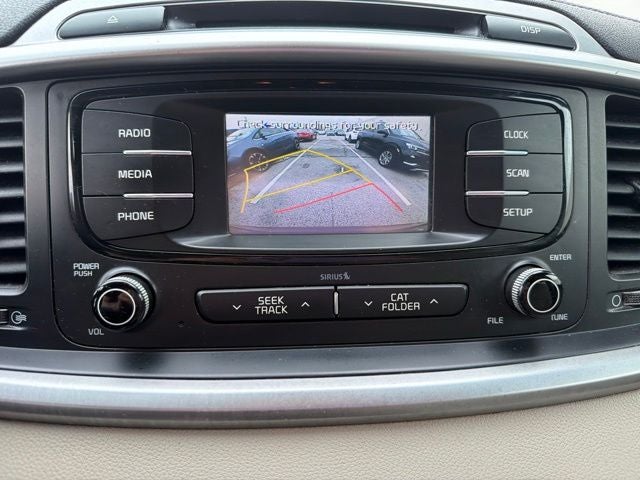 2017 Kia Sorento LX