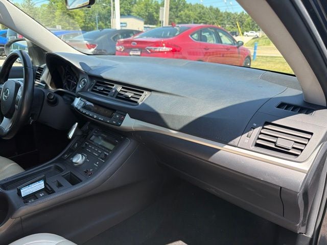 2011 Lexus CT 200h Premium