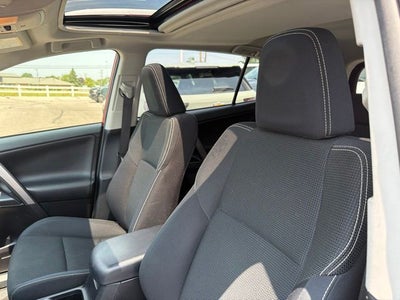 2016 Toyota RAV4 XLE AWD W/ SUNROOF