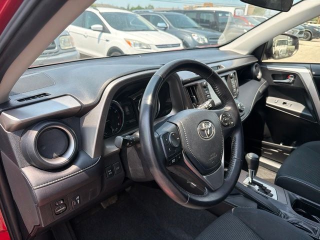 2016 Toyota RAV4 XLE AWD W/ SUNROOF