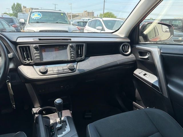 2016 Toyota RAV4 XLE AWD W/ SUNROOF