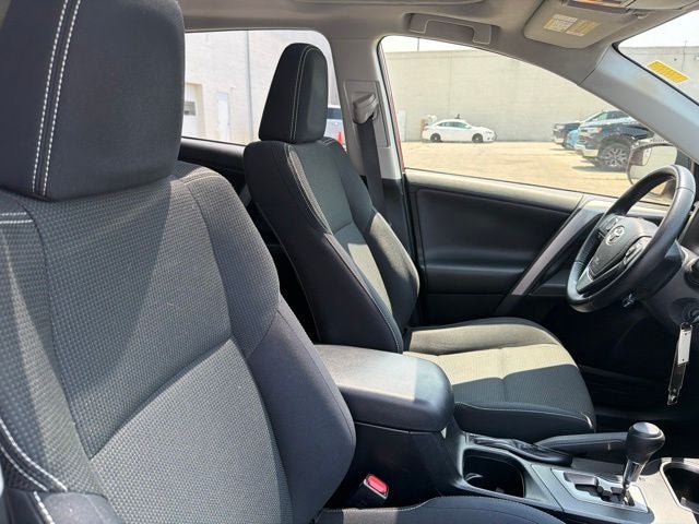 2016 Toyota RAV4 XLE AWD W/ SUNROOF