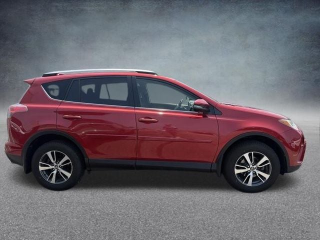 2016 Toyota RAV4 XLE AWD W/ SUNROOF