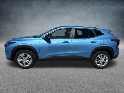 2025 Chevrolet Trax LS