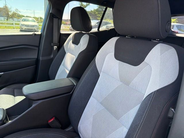 2024 Chevrolet Trax 1RS W/ SUNROOF & HEATED SEATS