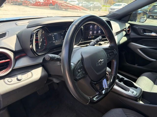 2024 Chevrolet Trax 1RS W/ SUNROOF & HEATED SEATS