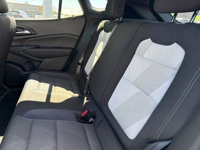 2024 Chevrolet Trax 1RS W/ SUNROOF & HEATED SEATS