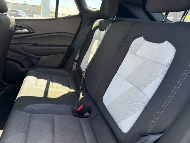 2024 Chevrolet Trax 1RS W/ SUNROOF & HEATED SEATS