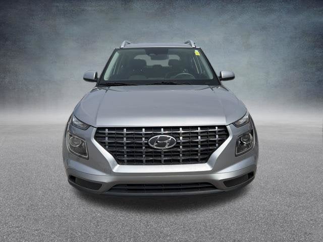 2023 Hyundai Venue SEL W/ SUNROOF
