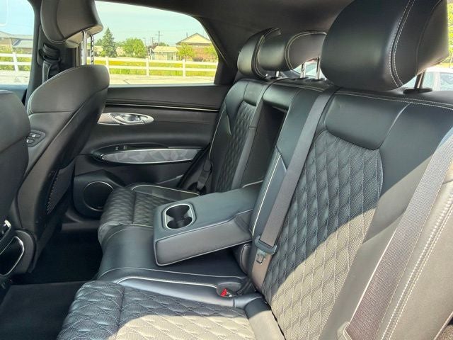 2022 Genesis GV70 3.5T Sport AWD W/ PANO ROOF