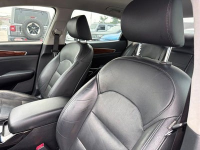 2017 Kia Cadenza Premium