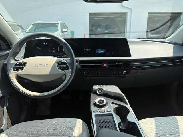 2022 Kia EV6 Wind W/ COOLED SEATS