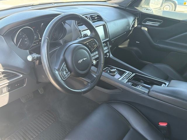2020 Jaguar F-PACE 25t Premium AWD
