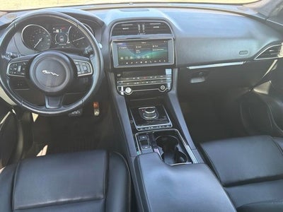 2020 Jaguar F-PACE 25t Premium AWD