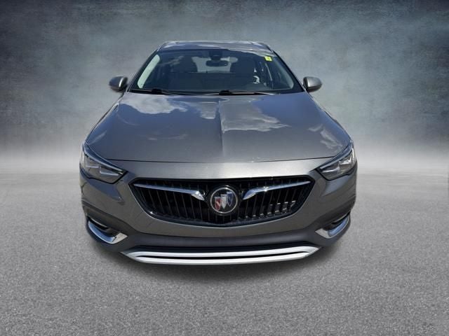 2018 Buick Regal TourX Essence AWD