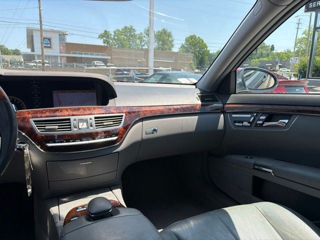 2009 Mercedes-Benz S-Class S 550