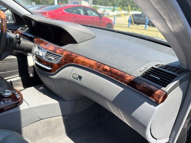 2009 Mercedes-Benz S-Class S 550