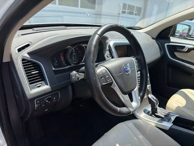2016 Volvo XC60 T6 Drive-E Platinum AWD