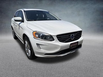 2016 Volvo XC60 T6 Drive-E Platinum AWD