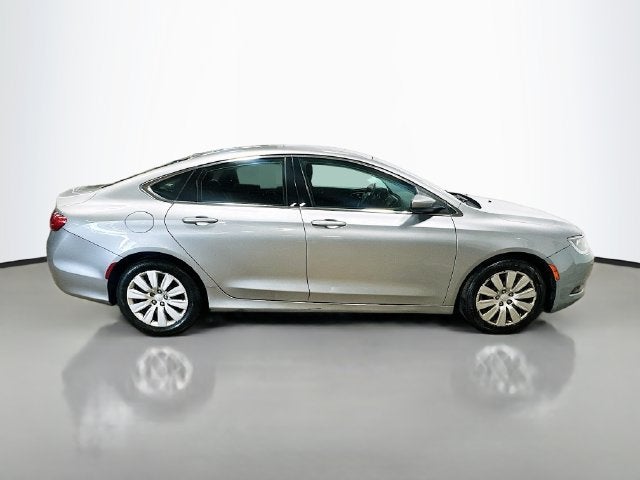 2016 Chrysler 200 LX