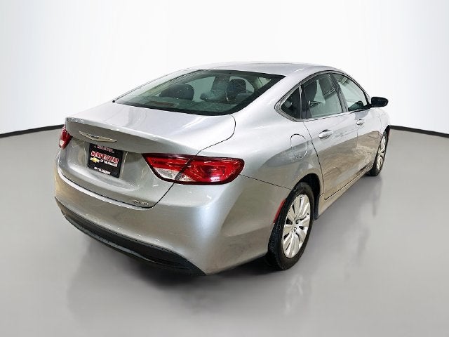 2016 Chrysler 200 LX