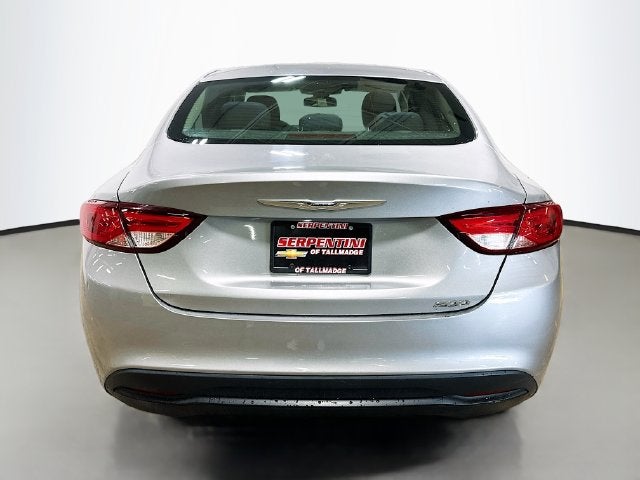 2016 Chrysler 200 LX