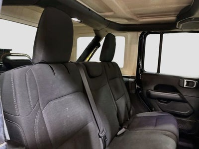 2020 Jeep Wrangler Unlimited Sahara W/ CLEAN CARFAX