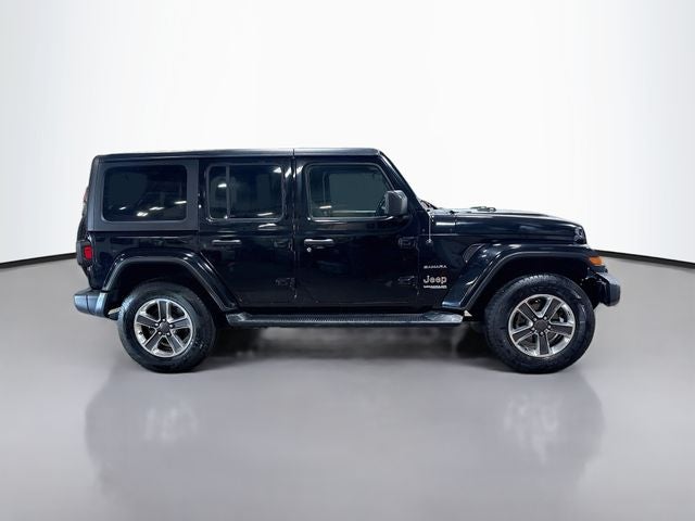 2020 Jeep Wrangler Unlimited Sahara W/ CLEAN CARFAX