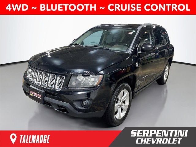 2015 Jeep Compass Latitude W/ 4WD