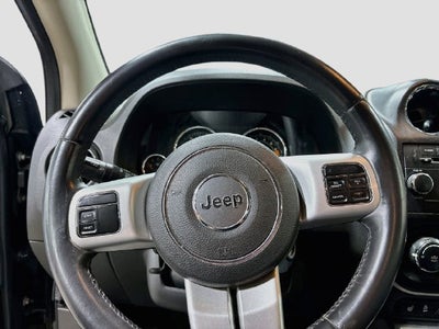 2015 Jeep Compass Latitude W/ 4WD