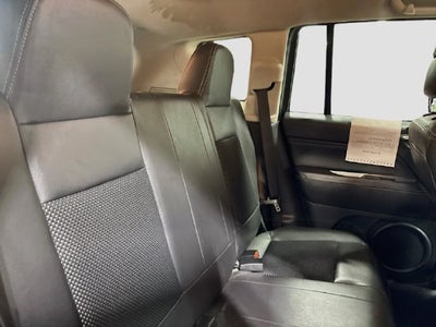 2015 Jeep Compass Latitude W/ 4WD