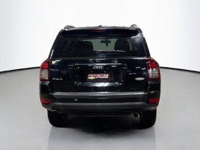 2015 Jeep Compass Latitude W/ 4WD